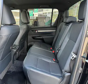Toyota Hilux 2.8D-4D Invincible Double Cab 4x4 A