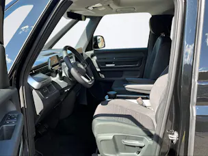 VW ID. Buzz Pro4M 86/91kWh 3239mm 340PS/250kW 86/91 kWh elektrisch