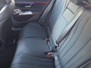 MERCEDES-BENZ E 220 d T 4M 9G-Tronic