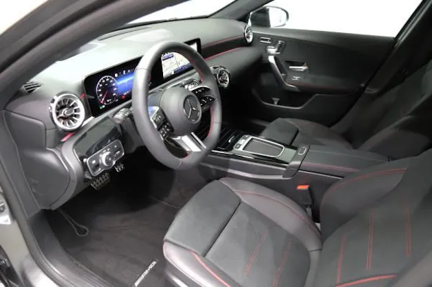 MERCEDES-BENZ A 250 4Matic 8G-DCT
