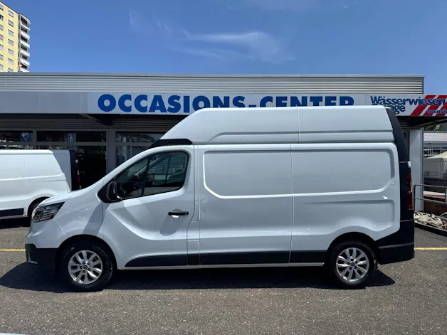 Renault Trafic 150 Adv.L2H2 EN