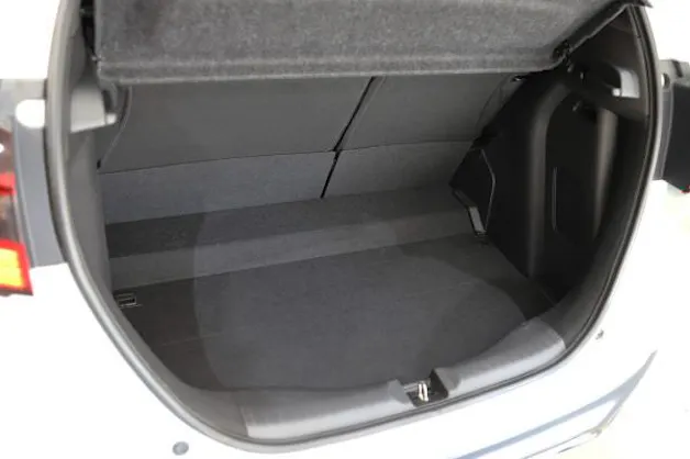 HONDA Jazz 1.5i-MMD Advance
