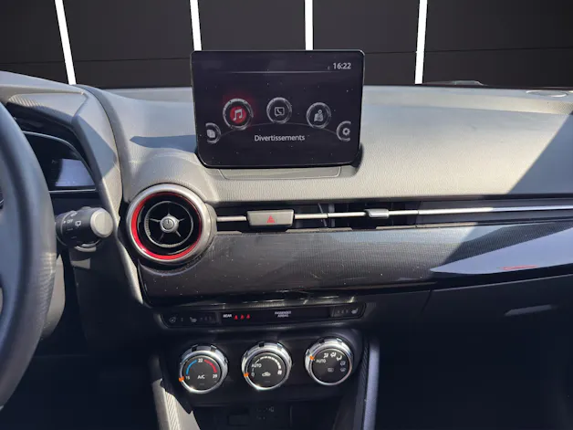 Mazda 2 SKYACTIV-G 90 Homura Automat