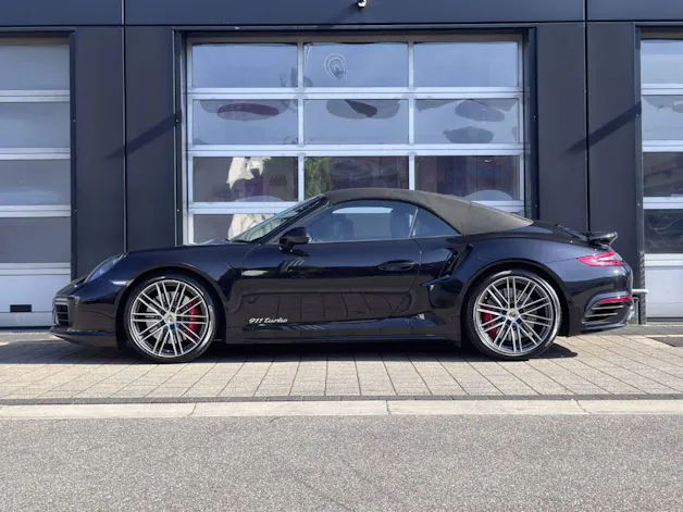 Porsche 911 Turbo Cabriolet