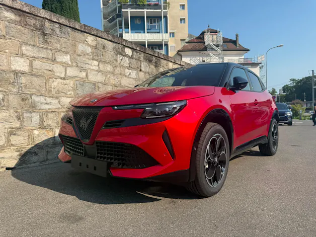 ALFA ROMEO Junior 1.2 48V Hybrid Q4 TI