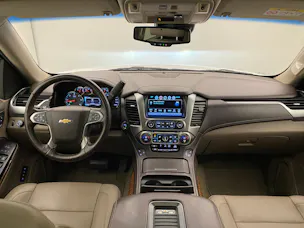Chevrolet Suburban 5.3 Premier