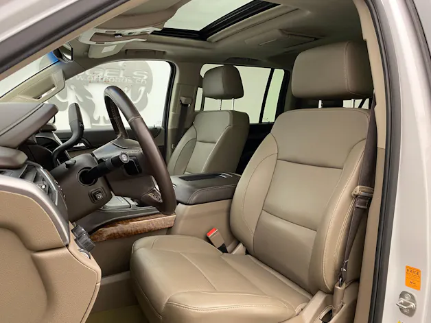 Chevrolet Suburban 5.3 Premier