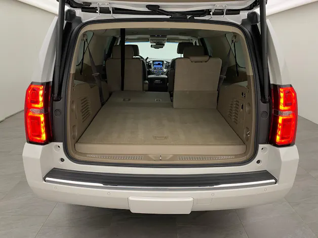 Chevrolet Suburban 5.3 Premier
