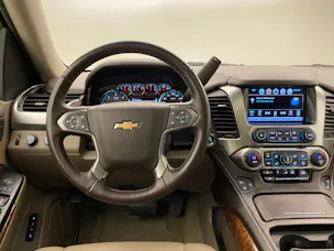 Chevrolet Suburban 5.3 Premier