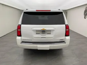 Chevrolet Suburban 5.3 Premier