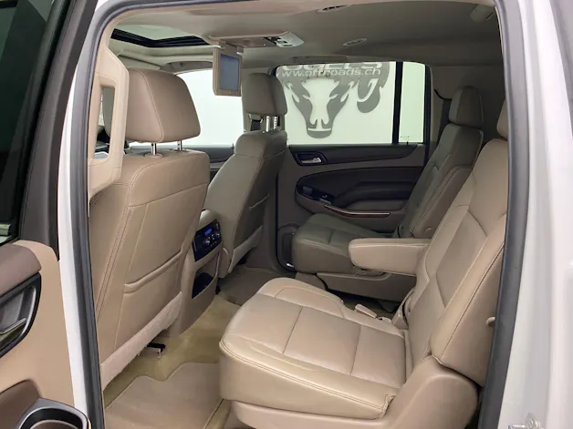 Chevrolet Suburban 5.3 Premier