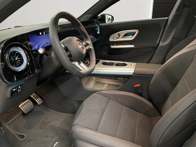 Mercedes-Benz CLA 220 8G-DCT 4Matic