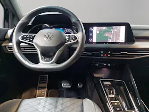 VW Golf 1.5 eTSI mHEV ACT R-Line DSG