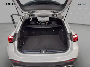 Mercedes-Benz GLC 200 4M - AMG / DISTRONIC / 360 Grad Kamera / DIGITAL LIGHT / Soundsystem