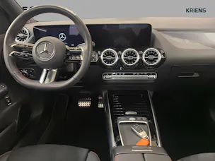 Mercedes-Benz B 250 4M - AMG / Rückfahrkamera / Multibeam LED / Panorama-Dach