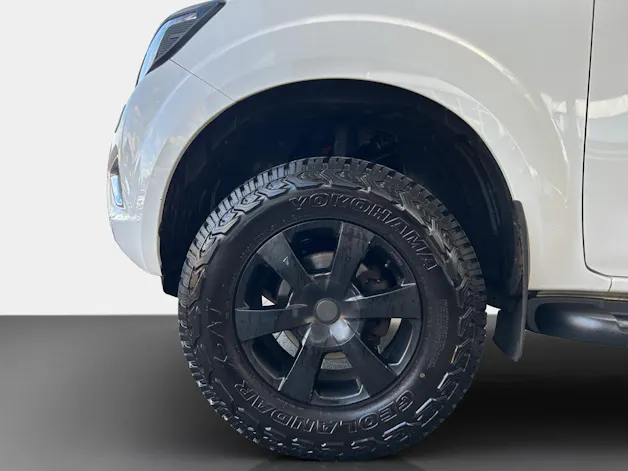 Nissan Navara 2.3D/190 Double Cab Tekna