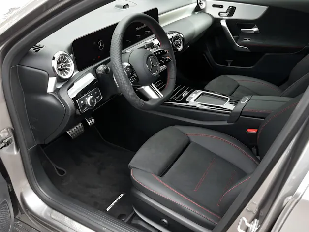 MERCEDES-BENZ A 250 4Matic AMG Line