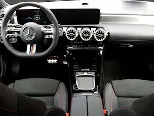 MERCEDES-BENZ A 250 4Matic AMG Line