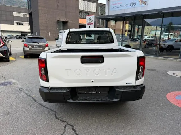 Toyota Hilux Double Cab.-Pick-up 59KWh Comfort