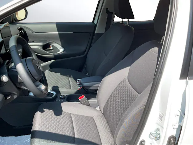 Toyota Yaris Cross 1.5 VVT-i HSD Comfort AWD-i