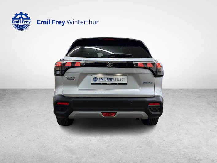 Fahrzeugbild SUZUKI S-CROSS