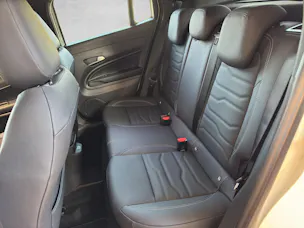 Jeep Avenger 1.2 MHEV Overland 4xe