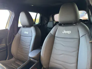 Jeep Avenger 1.2 MHEV Overland 4xe