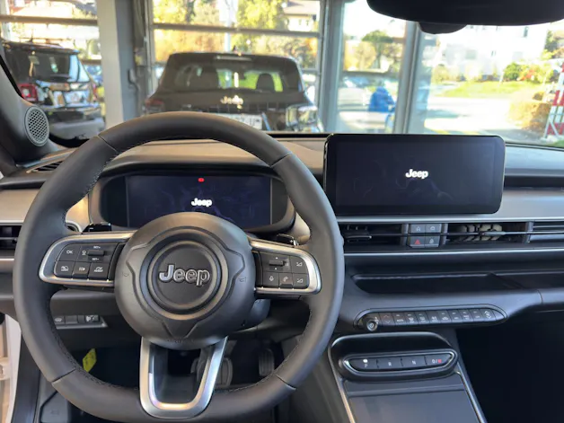 Jeep Avenger 1.2 MHEV Overland 4xe