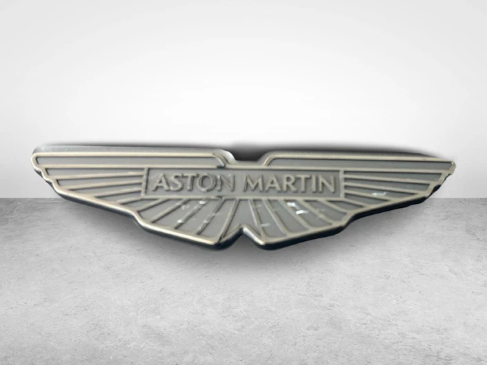 Fahrzeugbild ASTON MARTIN DBX