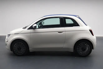 https://vehicle.imgix.net/4402605/c5500b82-ca79-469c-883f-87a7cefa4f8a.JPG