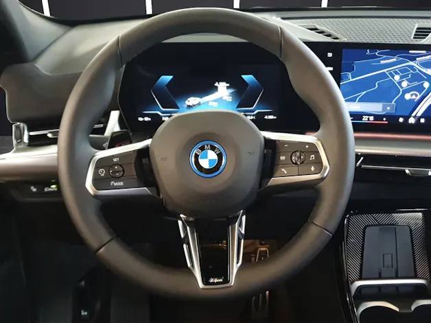 BMW iX2 xDrive30