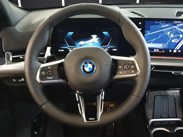 BMW iX2 xDrive30