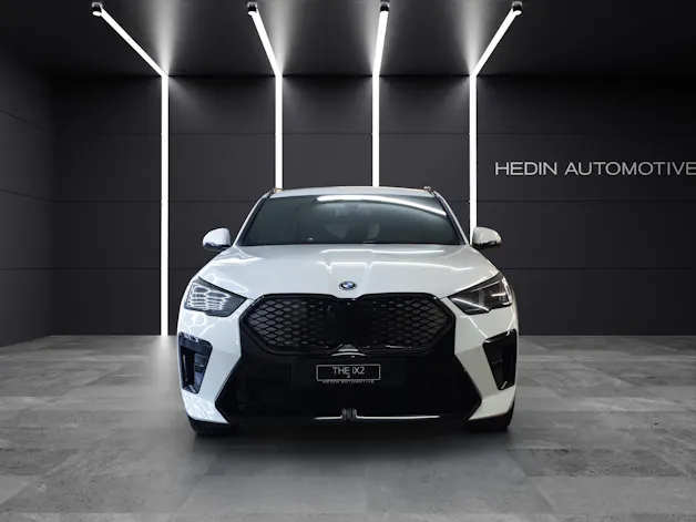 BMW iX2 xDrive30