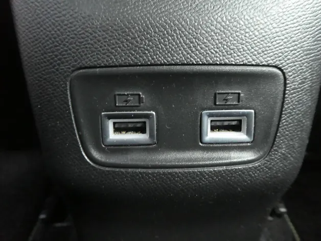 Peugeot 208 1.2 PureTech 130 GT EAT8