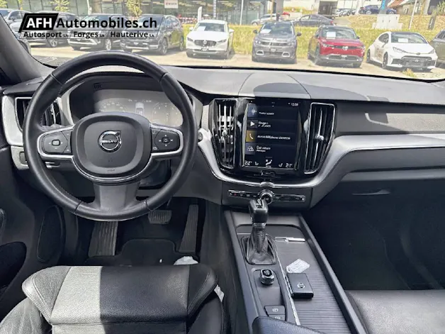 Volvo XC60 2.0 T5 Momentum AWD