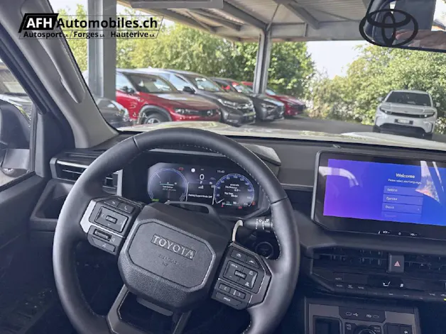Toyota Hilux Double Cab.-pick-up 59KWh Comfort