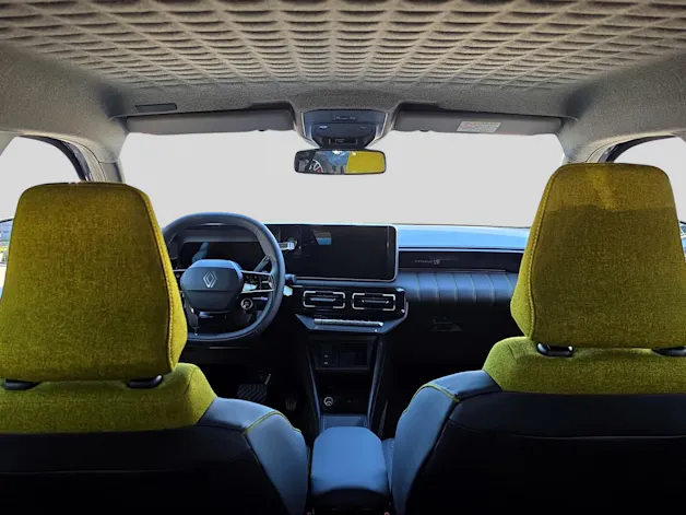 RENAULT R5 E-Tech Comfort Range iconic five