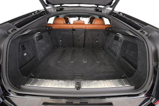 https://vehicle.imgix.net/4402745/07984900-24db-46ac-9a24-4885e64de208.jpg