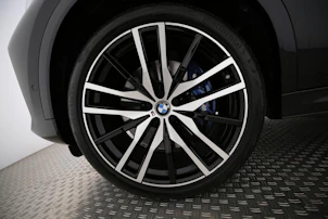 Fahrzeugbild BMW X6 40d xDrive