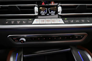 Fahrzeugbild BMW X6 40d xDrive