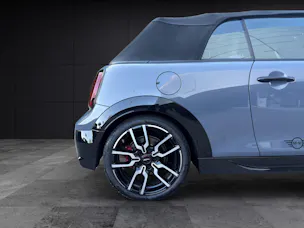 MINI Cabrio F67 2.0i John Cooper Works