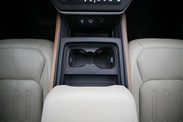 Land Rover Defender 110 2.0 P400e HSE
