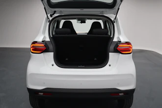 https://vehicle.imgix.net/4402769/f5a35e13-4748-4909-b65e-19a2ff462b3f.JPG