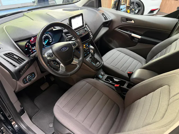 Ford Tourneo Grand Connect 1.5 EcoBlue 120 Titanium