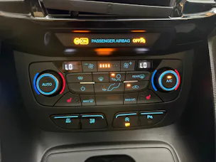 Ford Tourneo Grand Connect 1.5 EcoBlue 120 Titanium