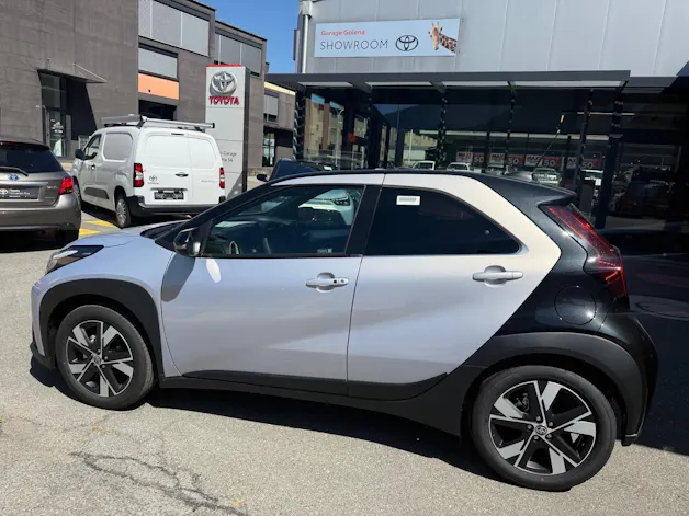 Toyota Aygo X 1.5 VVT-i HSD Trend