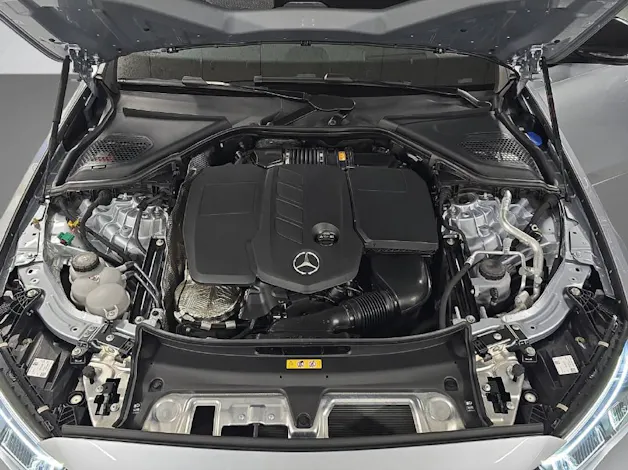 Mercedes-Benz E 300 de AMG Line 4Matic T-Modell