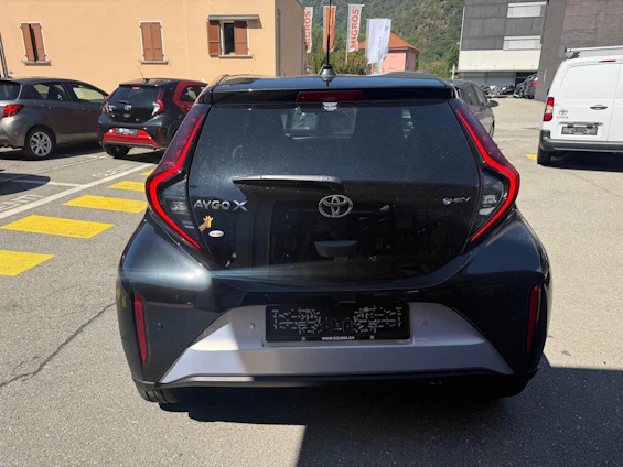 immagine del veicolo 4 immagine del veicolo 4