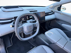 Fahrzeugbild ZEEKR X Privilege AWD