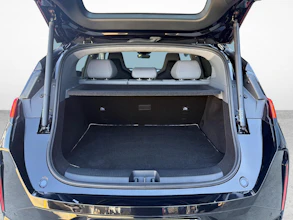 https://vehicle.imgix.net/4403002/e63c2fa3-f062-410b-85a5-e26ef4feb333.jpg
